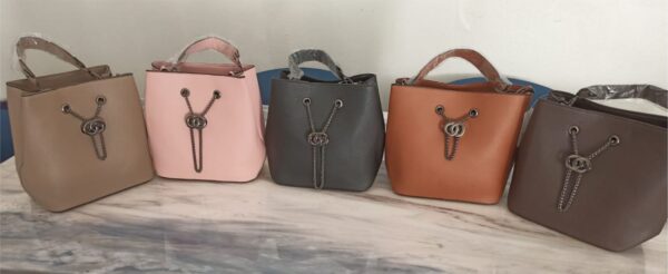 Elegant Women's Handbag with Dual Carry Options – Available in Multiple Color Shades - Image 4