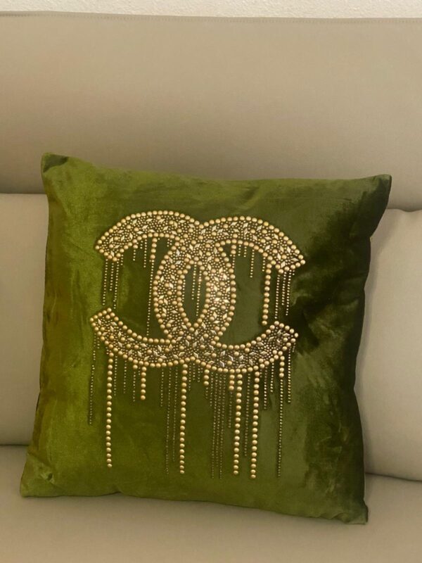 Luxury Designer Throw Pillows with Rhinestone Embellishments – Elegant Home Décor Accents