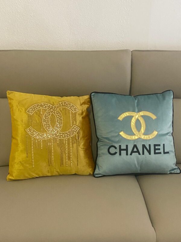 Luxury Designer Throw Pillows with Rhinestone Embellishments – Elegant Home Décor Accents - Image 3